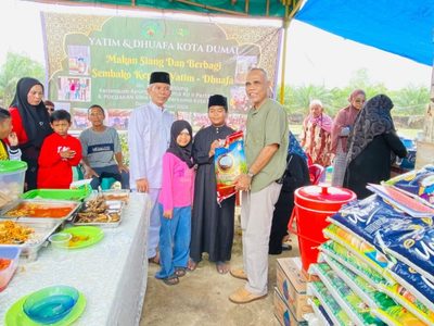 BAZMA PERTAMINA SEDIAKAN MAKAN SIANG DAN BERBAGI 100 SEMBAKO KEPADA YATIM DAN DHUAFA